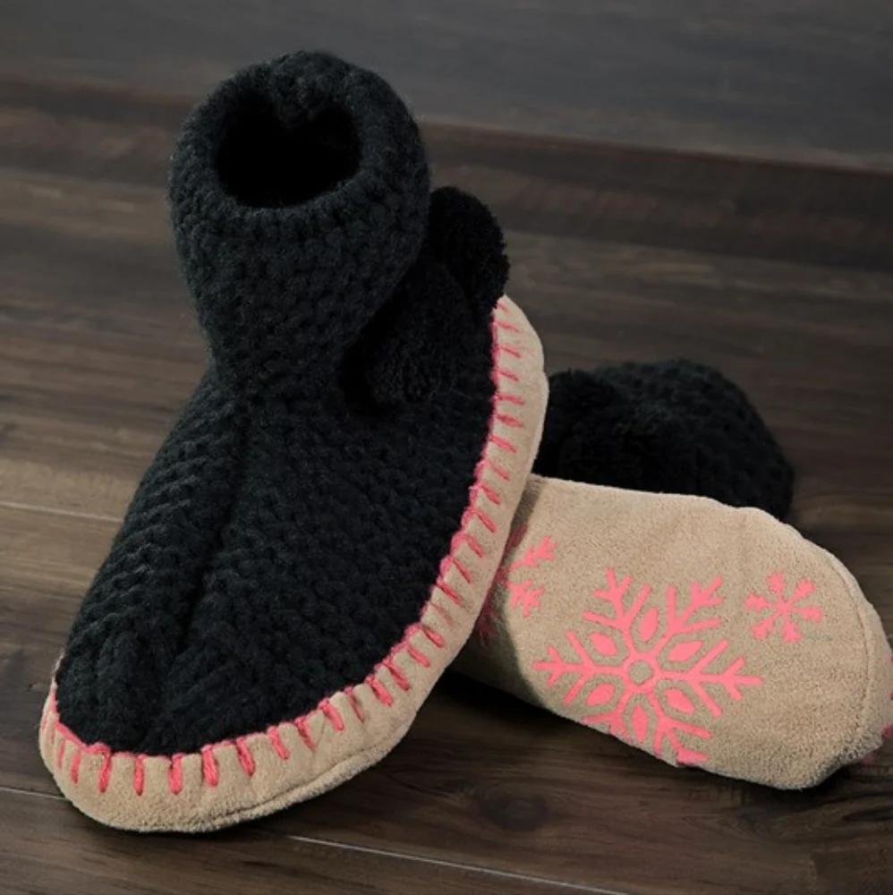 Comfy Hand Knitted Indoor Slipper Booties w Pom-Poms 🎁 Excellent Gift! 🎁 - Picture 2 of 7